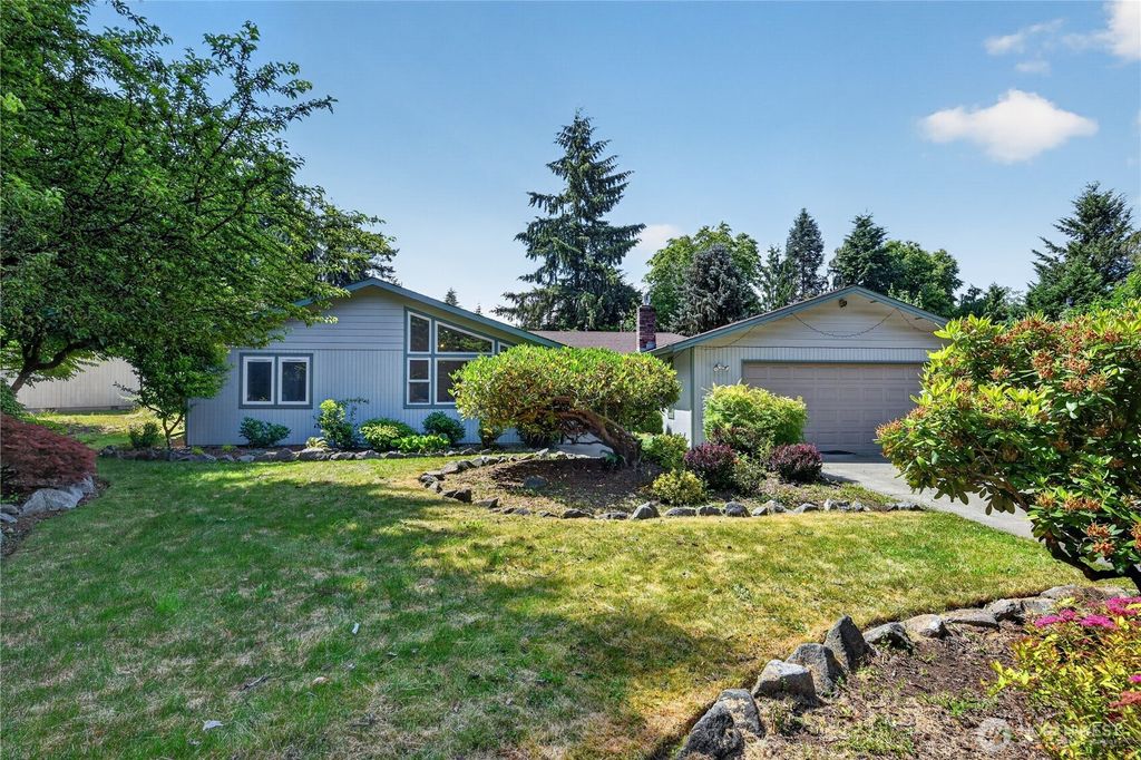 4722 Edgeworth Drive SE, Olympia, WA 98501