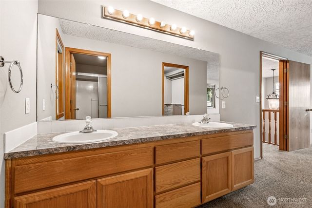 11412 NW 7th Court, Vancouver, WA 98685