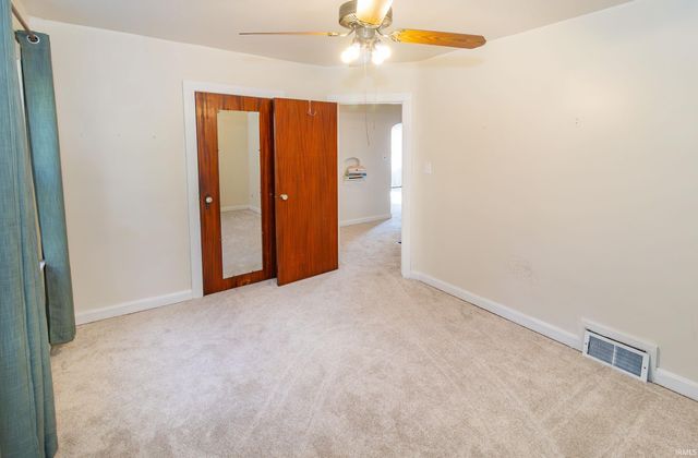 1814 Buchanan Road, Evansville, IN 47720