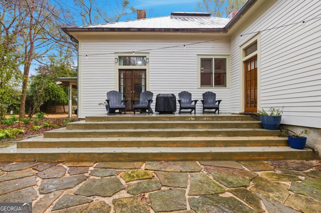 2569 Riverbend Road, Athens, GA 30605