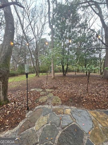 2569 Riverbend Road, Athens, GA 30605