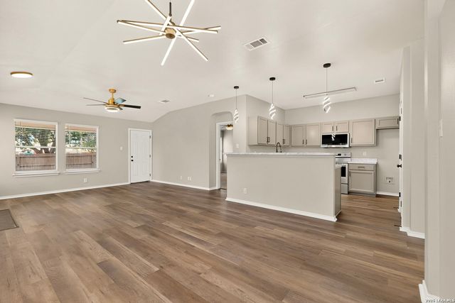 11222 Ocate, Helotes, TX 78023