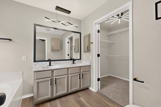 11222 Ocate, Helotes, TX 78023