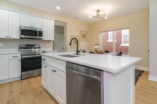 867 S 22nd Street, Columbus, OH 43206