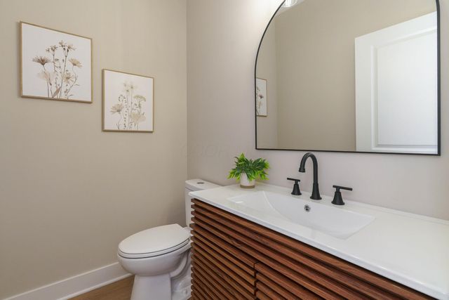 867 S 22nd Street, Columbus, OH 43206