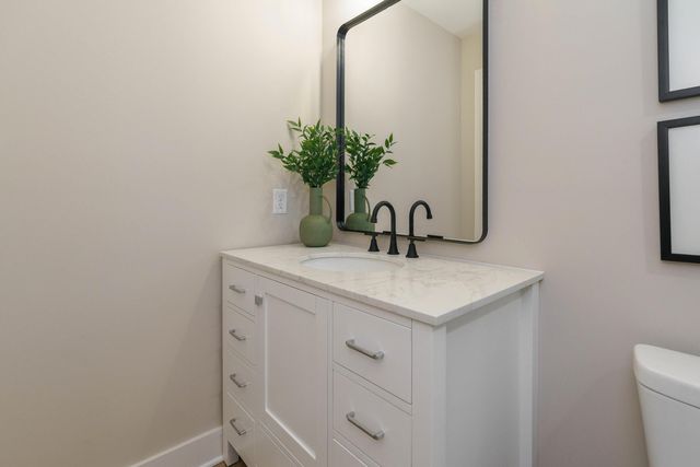 867 S 22nd Street, Columbus, OH 43206