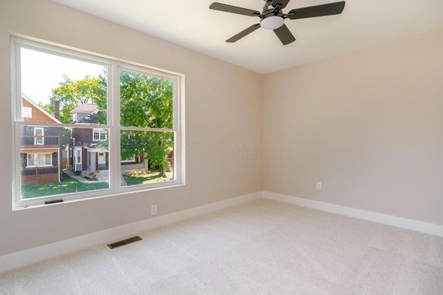 867 S 22nd Street, Columbus, OH 43206