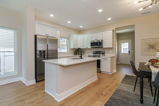 867 S 22nd Street, Columbus, OH 43206