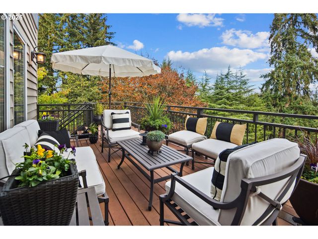 1611 ARRAN Ct, West Linn, OR 97068