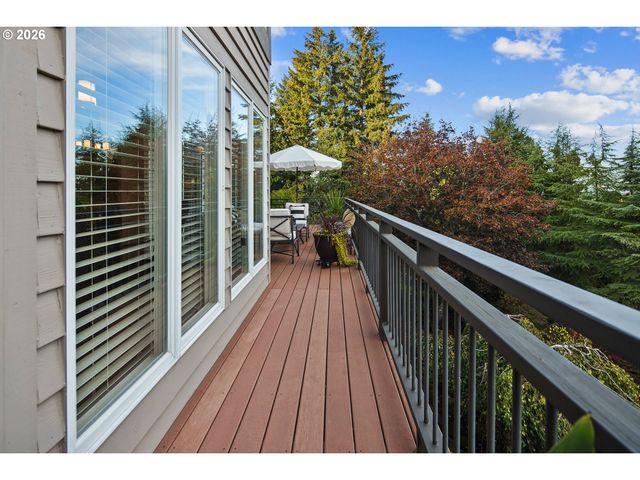1611 ARRAN Ct, West Linn, OR 97068