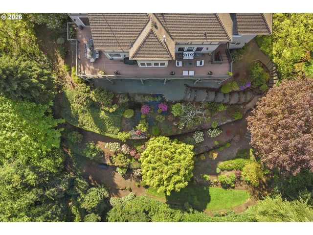 1611 ARRAN Ct, West Linn, OR 97068