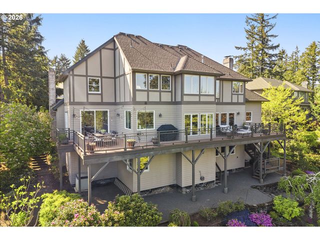 1611 ARRAN Ct, West Linn, OR 97068