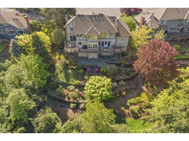 1611 ARRAN Ct, West Linn, OR 97068