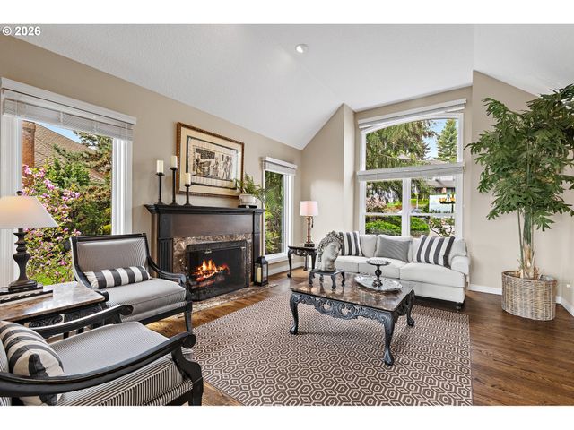 1611 ARRAN Ct, West Linn, OR 97068