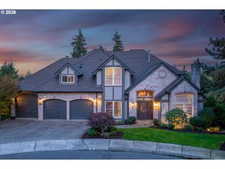 1611 ARRAN Ct, West Linn, OR 97068