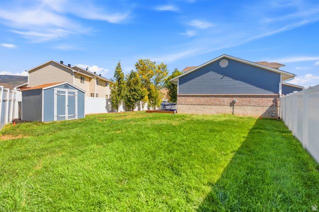934 W MEADOWLARK LN, West Bountiful, UT 84087