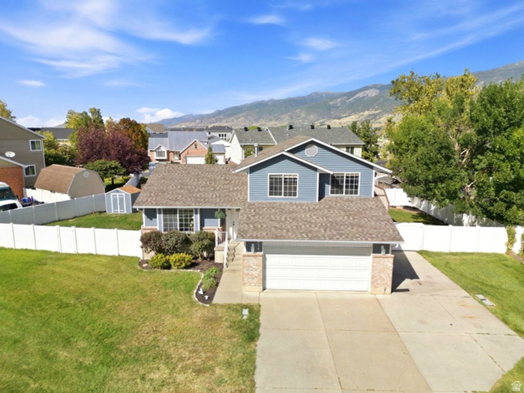 934 W MEADOWLARK LN, West Bountiful, UT 84087