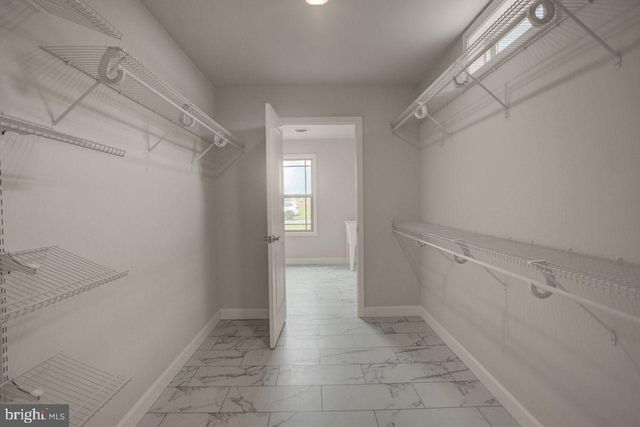 1509 TREELINE DR, Chambersburg, PA 17202