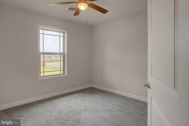 1509 TREELINE DR, Chambersburg, PA 17202