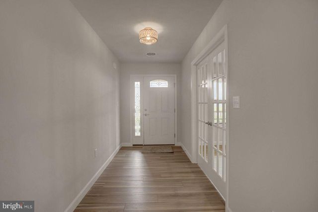1509 TREELINE DR, Chambersburg, PA 17202