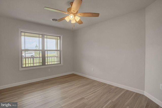 1509 TREELINE DR, Chambersburg, PA 17202