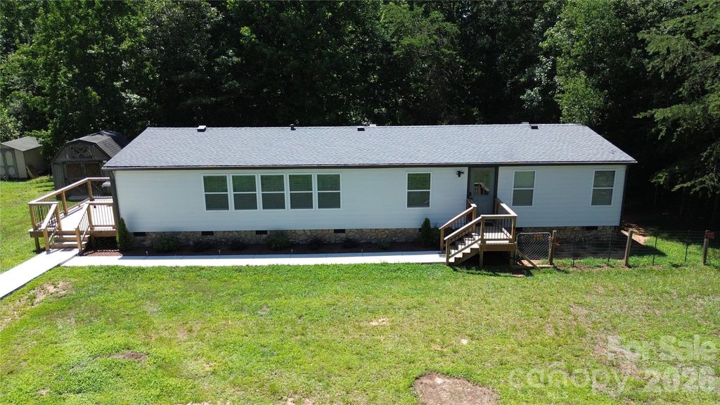 3585 Woodstream Drive, Maiden, NC 28650