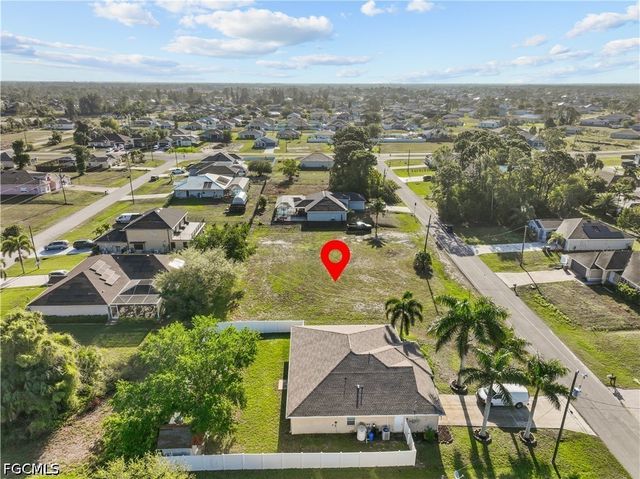 1105 NE 36th ST, Cape Coral, FL 33909
