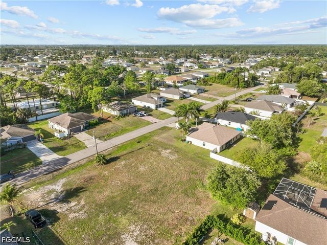 1105 NE 36th ST, Cape Coral, FL 33909