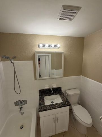 731 NW 4th Avenue 4a, Fort Lauderdale, FL 33311