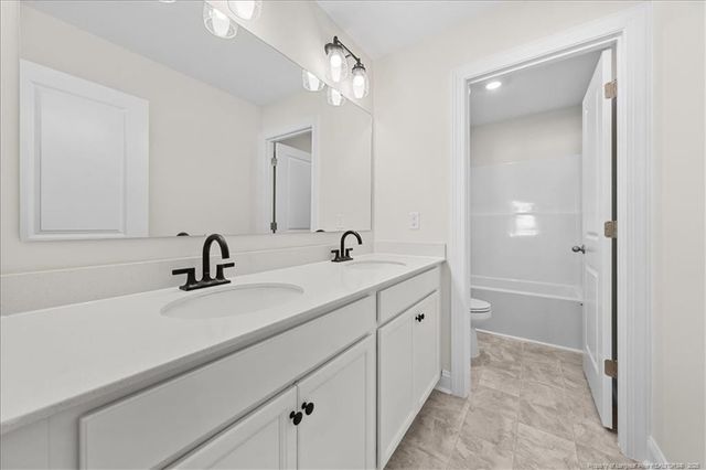 422 Pinnacle Court, Raeford, NC 28376