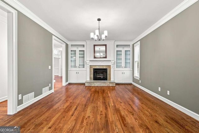 1593 Walkway Court SW, Lilburn, GA 30047