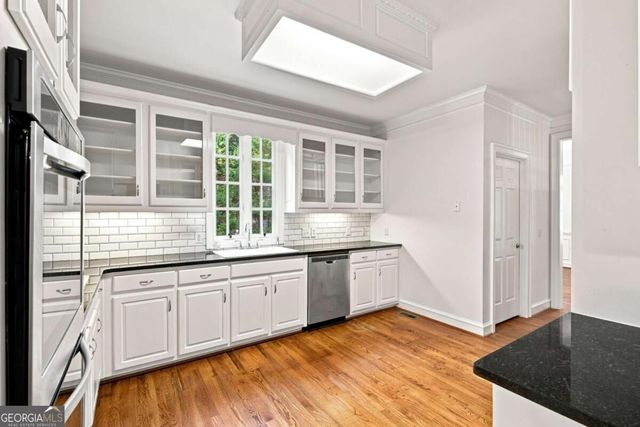 1593 Walkway Court SW, Lilburn, GA 30047