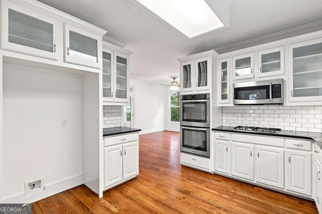 1593 Walkway Court SW, Lilburn, GA 30047