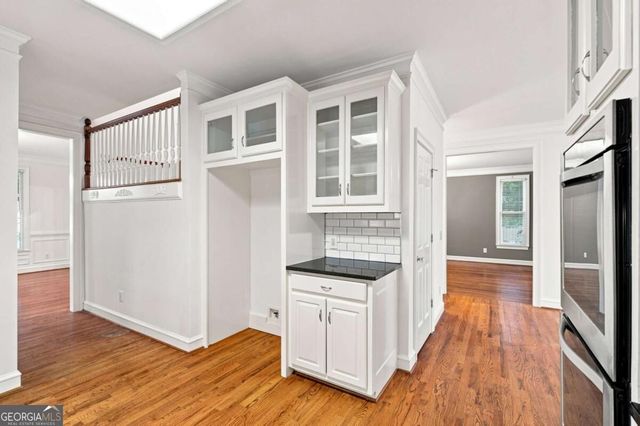 1593 Walkway Court SW, Lilburn, GA 30047