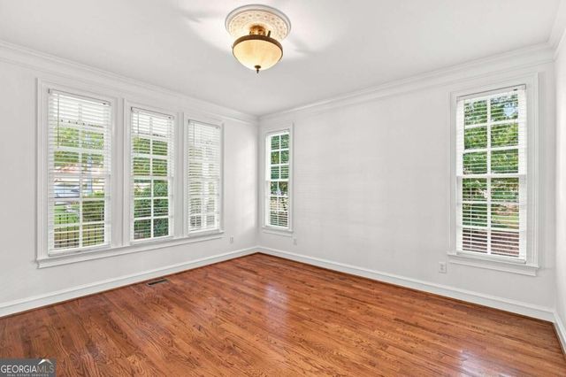 1593 Walkway Court SW, Lilburn, GA 30047