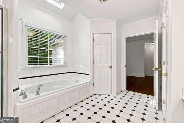 1593 Walkway Court SW, Lilburn, GA 30047