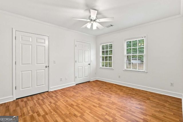 1593 Walkway Court SW, Lilburn, GA 30047
