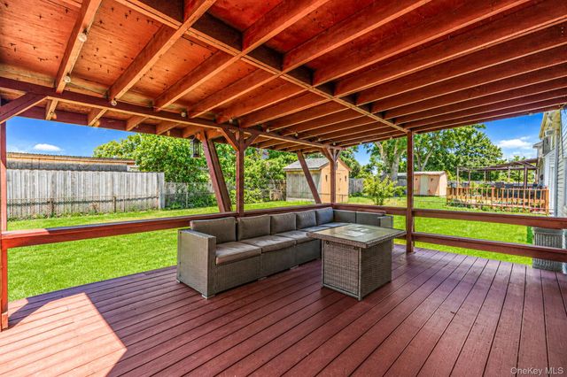 168 W 21st Street, Deer Park, NY 11729