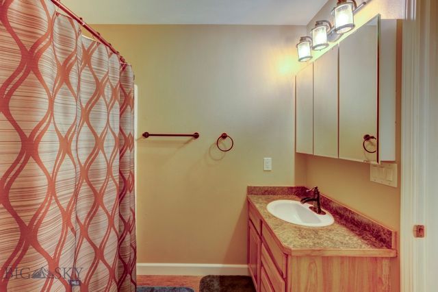 98 Miller Drive, Livingston, MT 59047