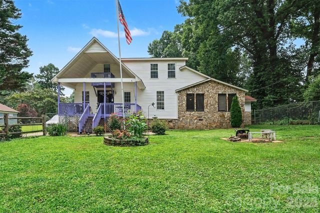 3315 Carver Place, Charlotte, NC 28269