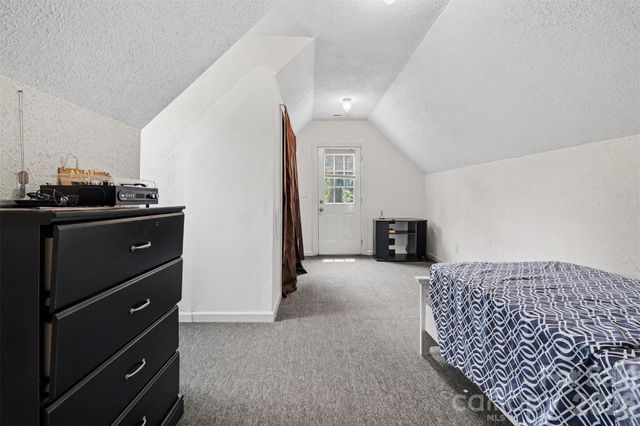 3315 Carver Place, Charlotte, NC 28269