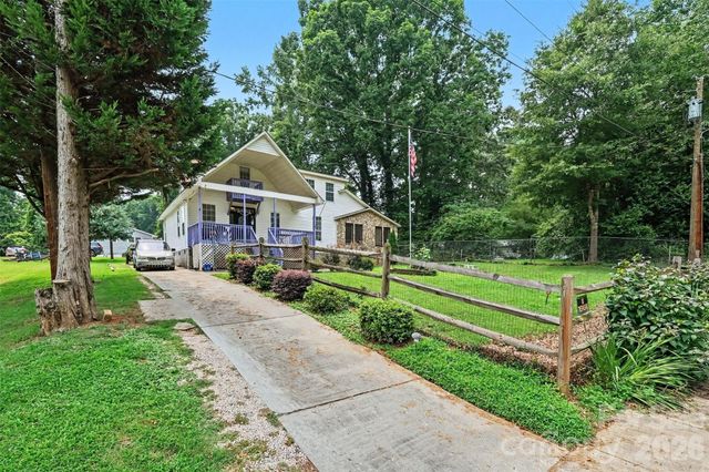 3315 Carver Place, Charlotte, NC 28269