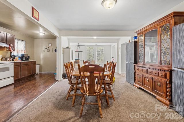 3315 Carver Place, Charlotte, NC 28269