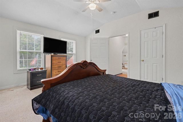 3315 Carver Place, Charlotte, NC 28269