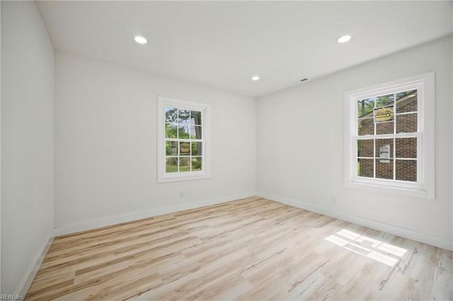 3154 Martin Johnson RD, Chesapeake, VA 23323