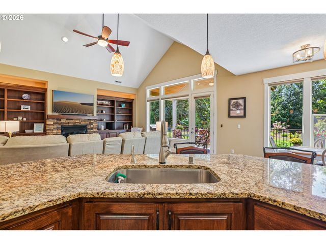 3713 Ne 119TH St, Vancouver, WA 98686