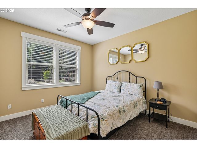 3713 Ne 119TH St, Vancouver, WA 98686