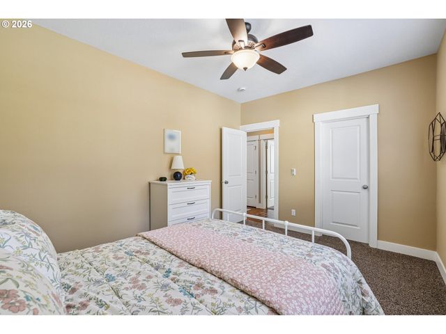 3713 Ne 119TH St, Vancouver, WA 98686