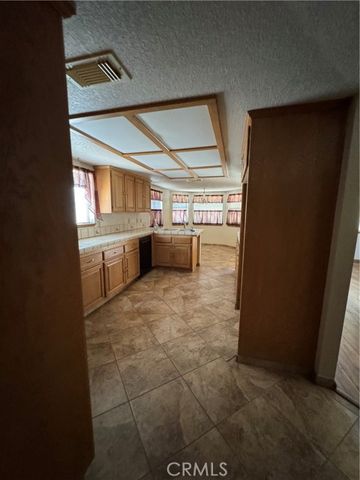 18515 Kalin Ranch Drive, Victorville, CA 92395