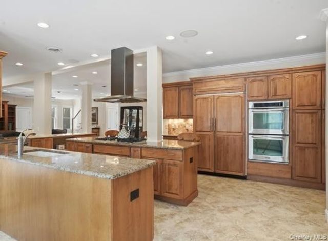 30 Somerset Lane, Warwick, NY 10990